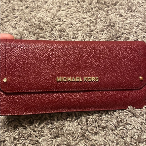 Michael Kors Handbags - Michael Kors wallet
